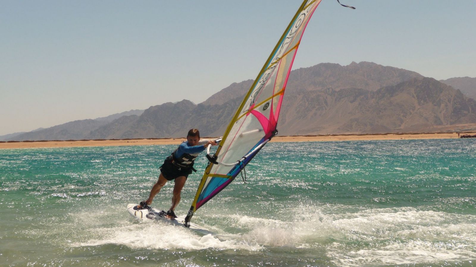 GDZIE NA WINDSURFING ZIMĄ - wyjazdy windsurfingowe dahab egipt